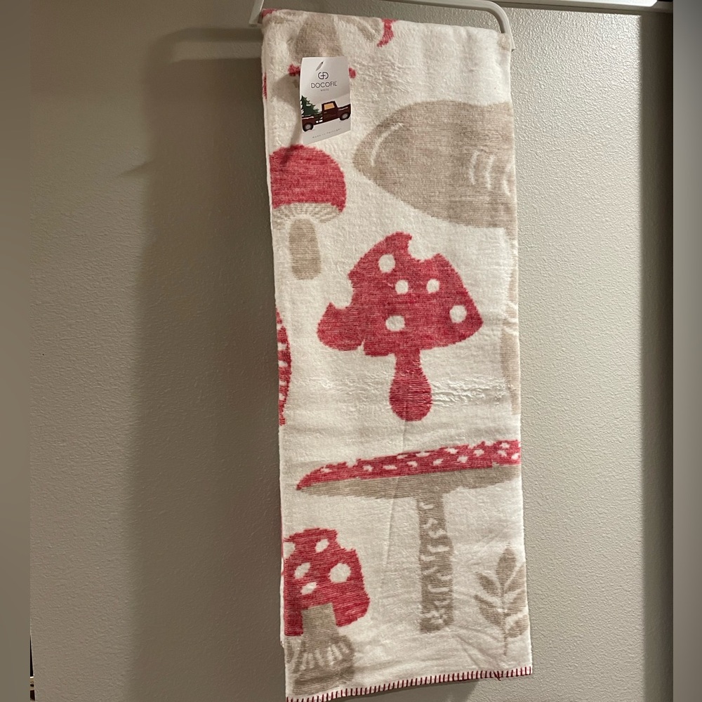 New Mushroom Throw Blanket